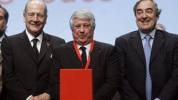 Arturo Fernández reelegido como presidente de CEIM