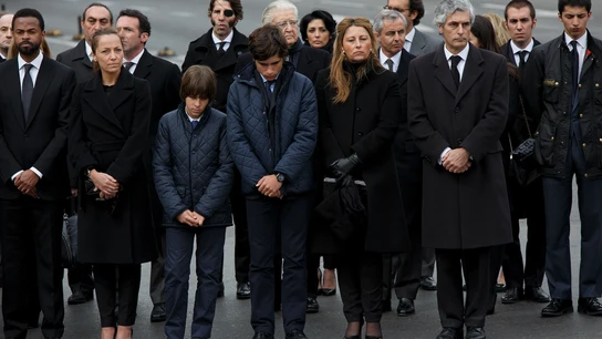 La familia acompaña el féretro de Adolfo Suárez La familia acompaña el féretro de Adolfo Suárez