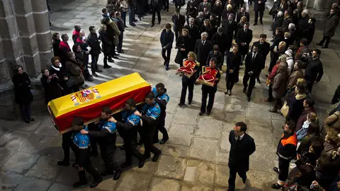 El féretro de Adolfo Suárez, en la catedral de Ávila