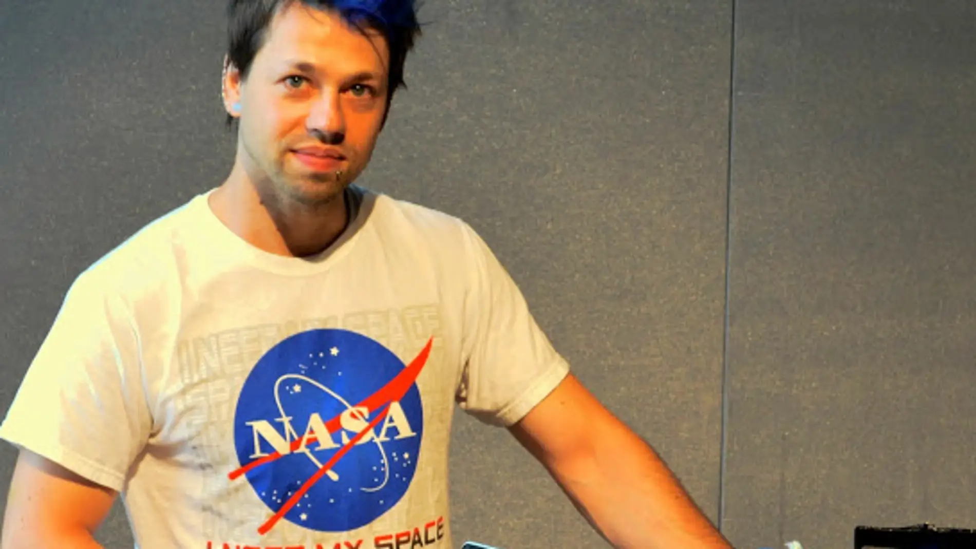 Josiah Zayner, científico de la NASA