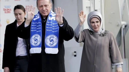 El primer ministro turco, Recep Tayyip Erdogan, en un acto electoral en Estambul El primer ministro turco, Recep Tayyip Erdogan, en un acto electoral en Estambul