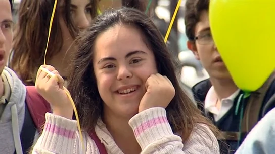 Mujer con síndrome de Down Mujer con síndrome de Down