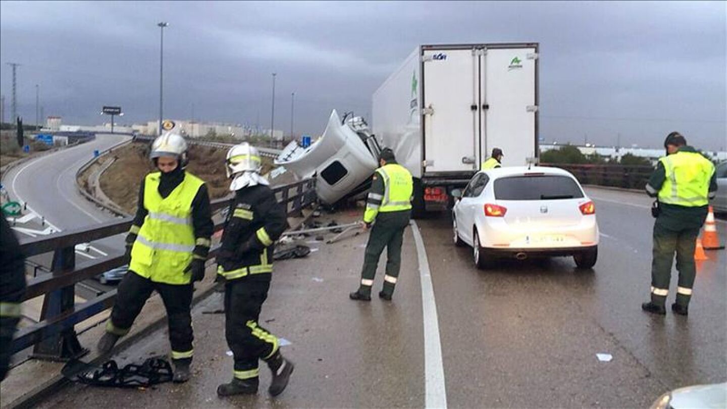 Aparatoso accidente ocurrido el pasado en el ramal que enlaza la M50 con la A4