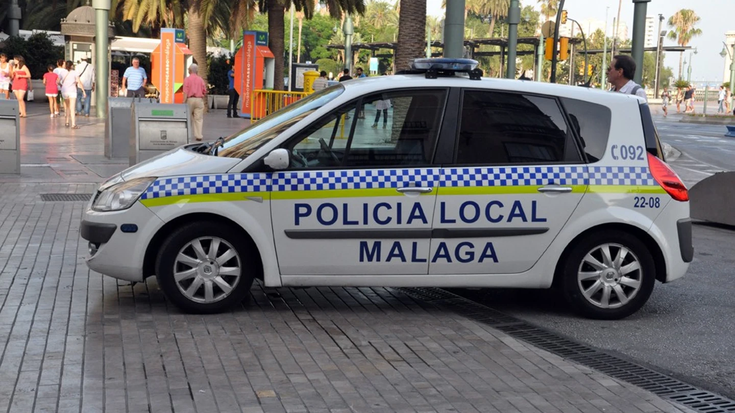 Coche patrulla de la Policía Local de Málaga Coche patrulla de la Policía Local de Málaga