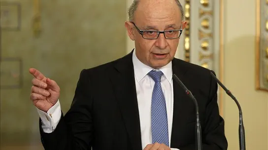 Cristóbal Montoro ante los medios de comunicación Cristóbal Montoro ante los medios de comunicación