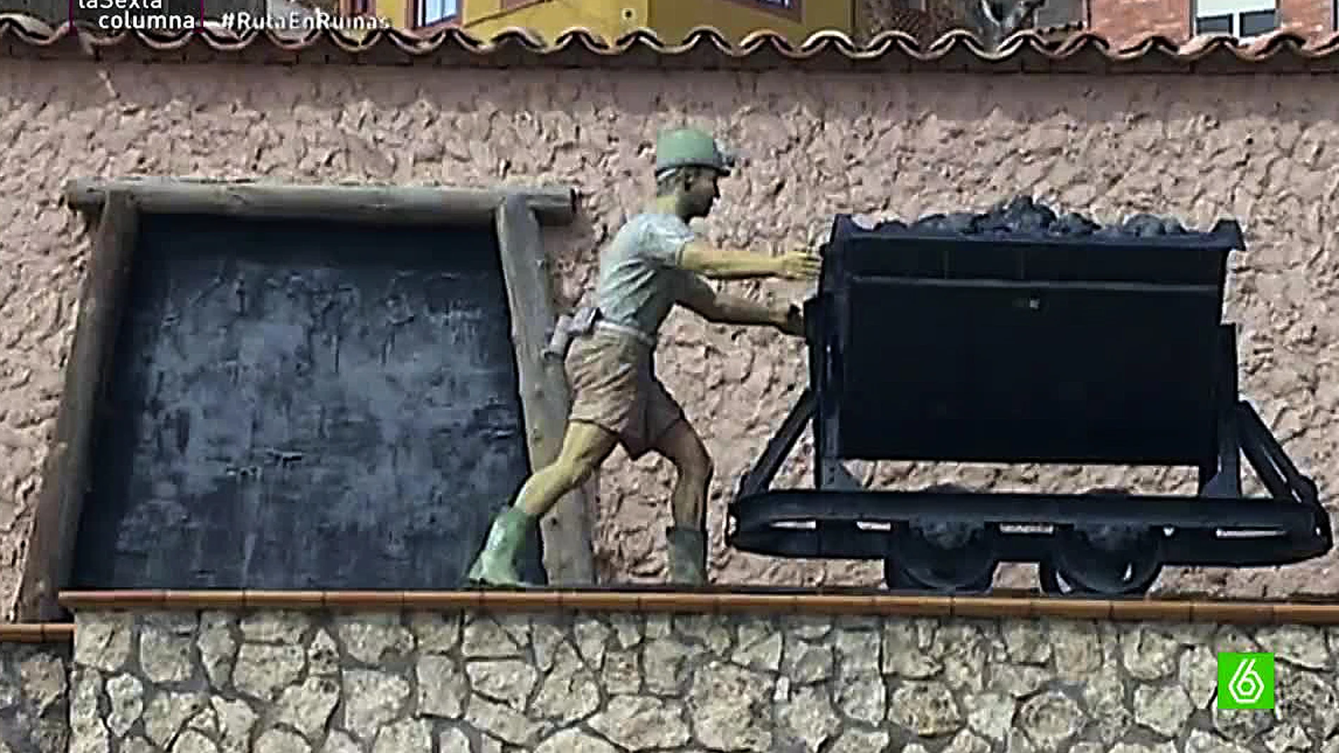 Escultura de un minero en Ariño