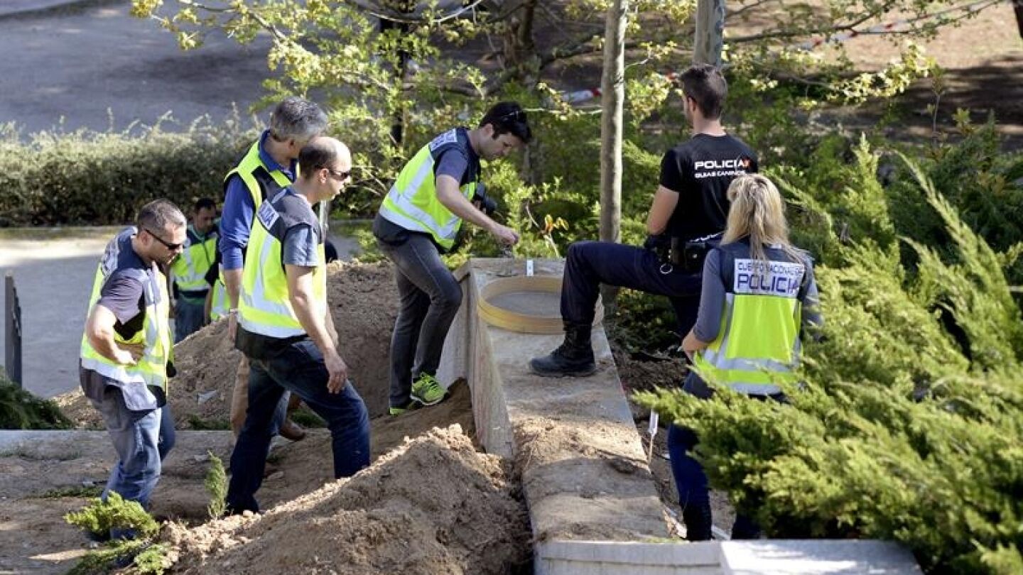 La Polic&iacute;a Nacional ha encontrado un hueso junto a restos de cart&oacute;n