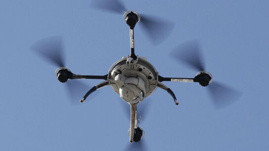 Un avi&oacute;n no tripulado o dron