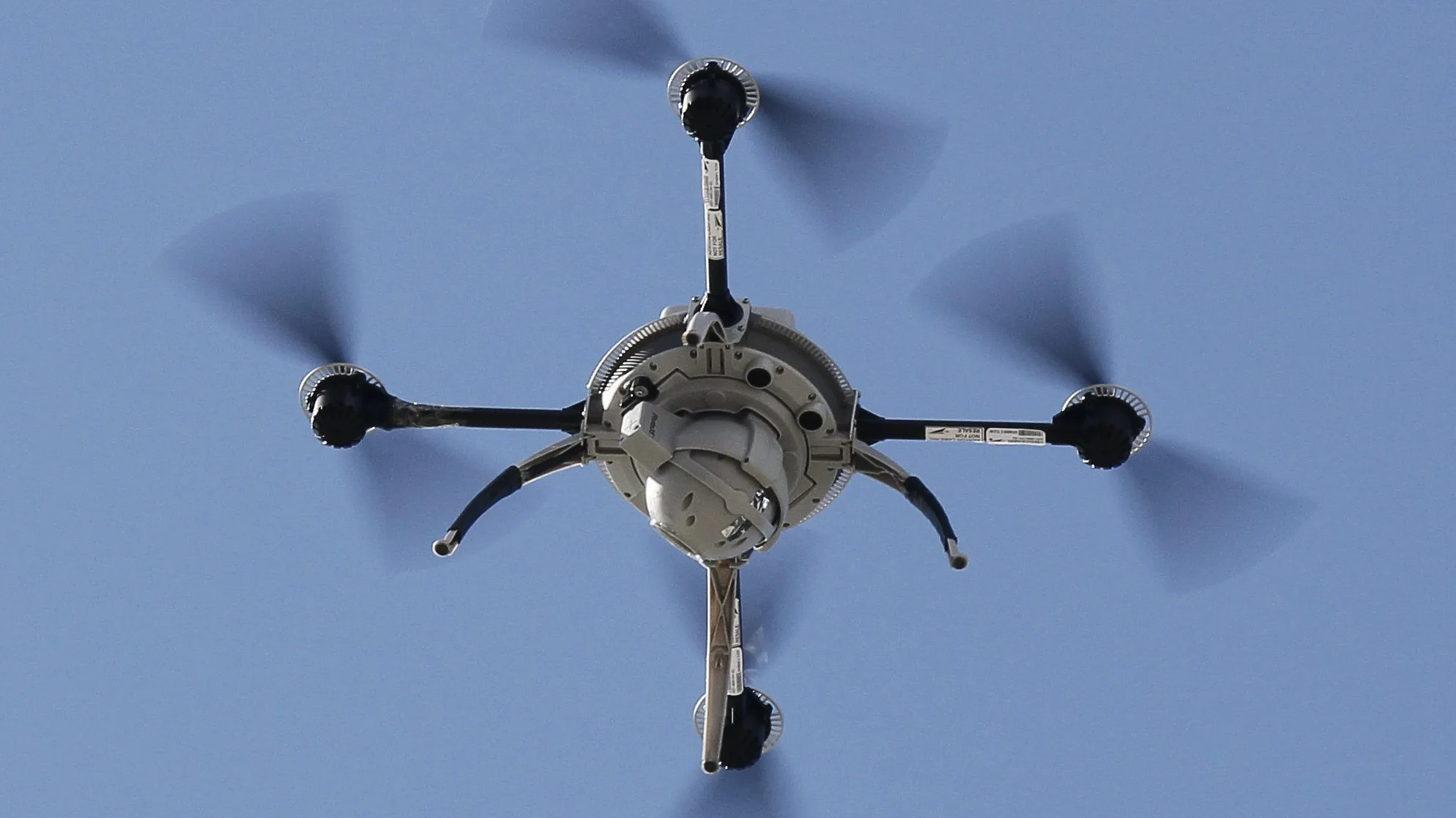 Un avi&oacute;n no tripulado o dron