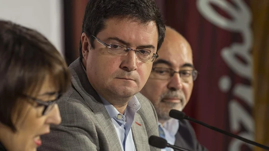 óscar López óscar López