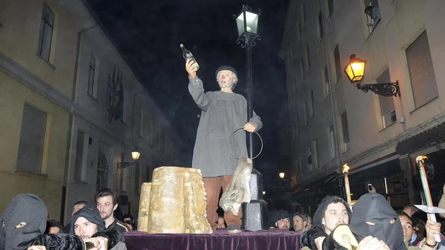 Procesión del Entierro de Genarín Procesión del Entierro de Genarín