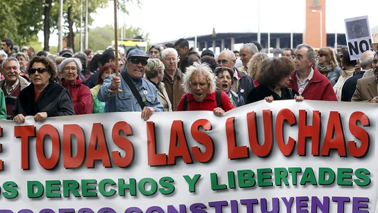 Las 'mareas' por la sanidad, educación, servicios sociales y ciencia vuelven a salir a la calle Las 'mareas' por la sanidad, educación, servicios sociales y ciencia vuelven a salir a la calle