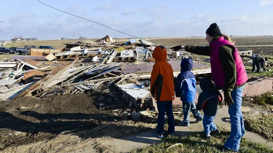 El Servicio de Emergencia de Arkansas informó de la muerte de once personas por el tornado El Servicio de Emergencia de Arkansas informó de la muerte de once personas por el tornado