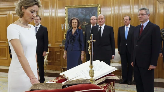Isabel García Tejerina, jurando el cargo como ministra de Agricultura Isabel García Tejerina, jurando el cargo como ministra de Agricultura