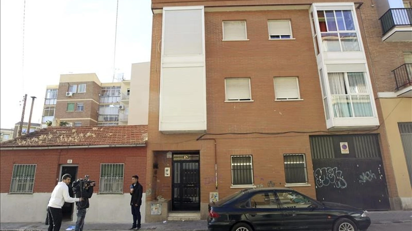 Fachada del edificio donde se ha producido el suceso Fachada del edificio donde se ha producido el suceso