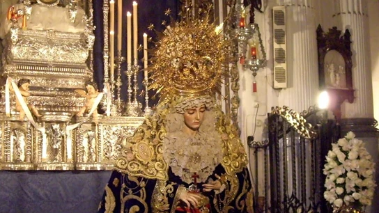 Imagen de archivo de una virgen Imagen de archivo de una virgen