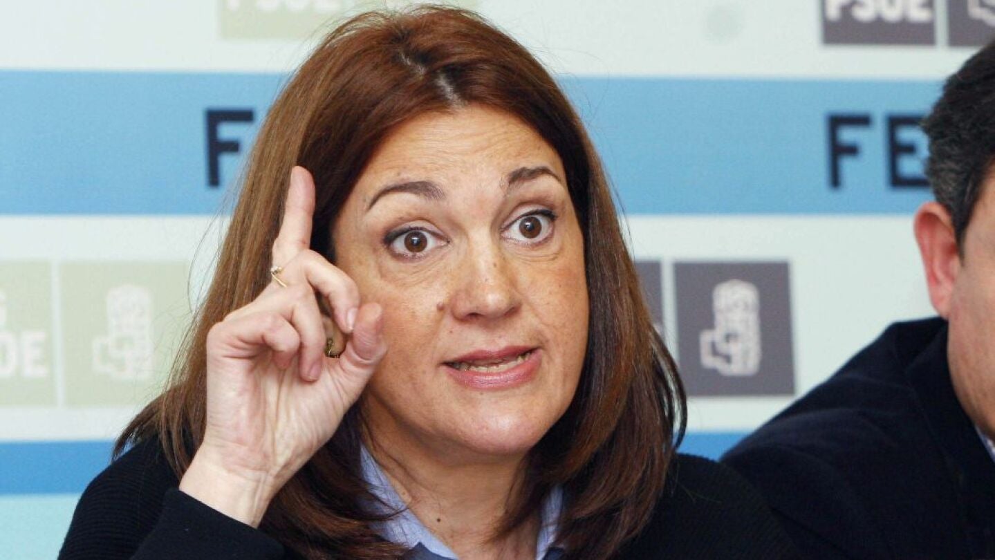 Soraya Rodr&iacute;guez durante una rueda de prensa en el Congreso
