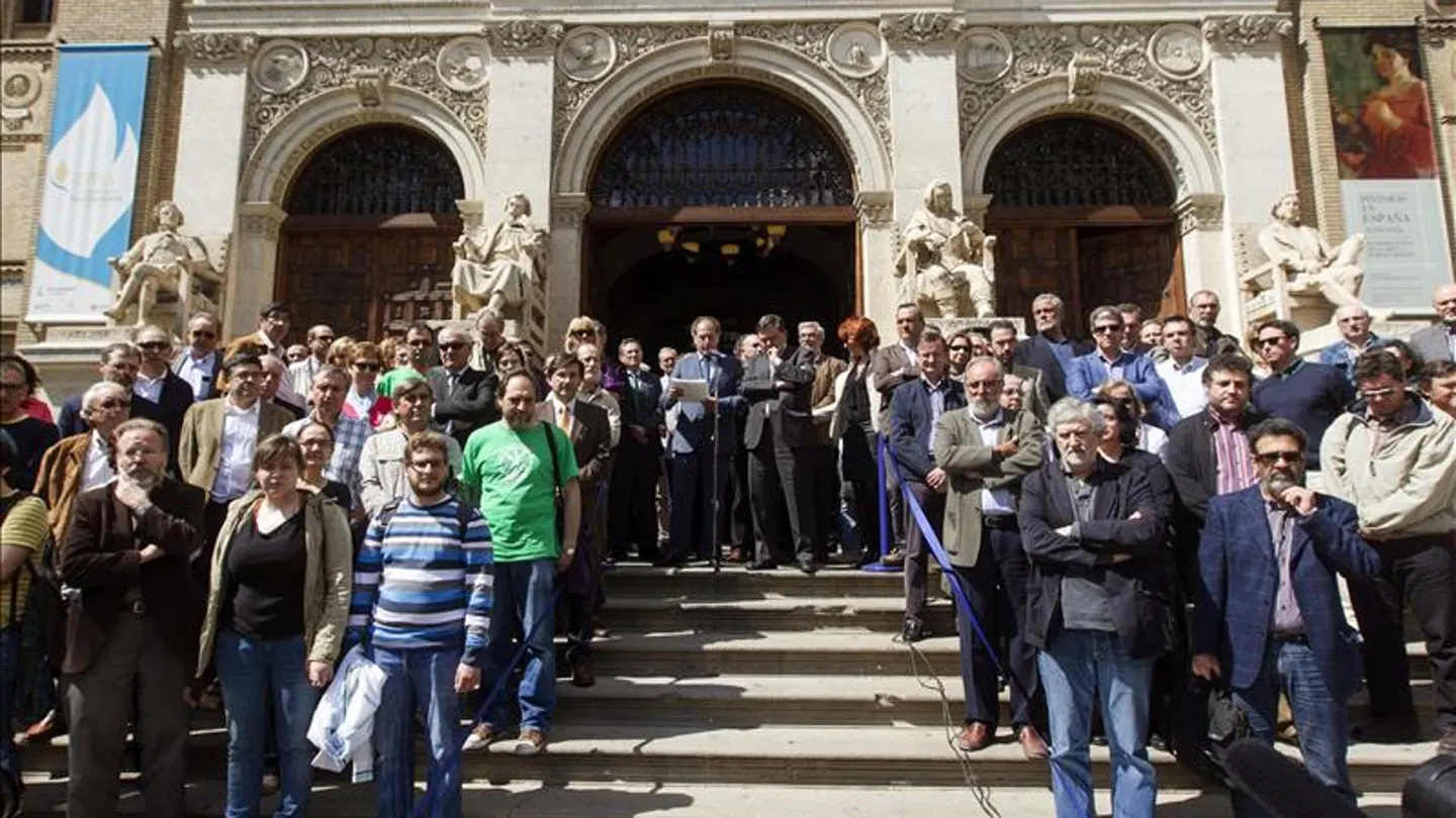 Los rectores exigen al gobierno el fin de las medidas de austeridad y recortes en Educación Los rectores exigen al gobierno el fin de las medidas de austeridad y recortes en Educación