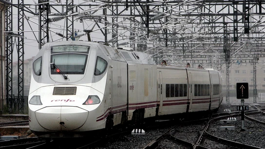 Imagen de archivo de un tren Alvia Imagen de archivo de un tren Alvia