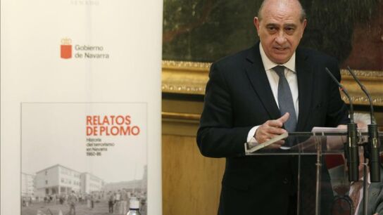 Jorge Fern&aacute;ndez D&iacute;az en la presentaci&oacute;n de un libro en Navarra