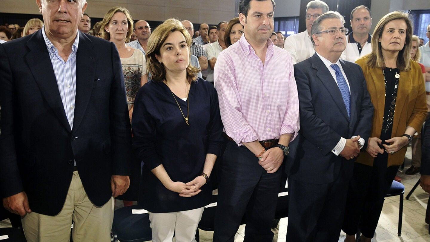 Los principales partidos pol&iacute;ticos suspenden todos los actos de campa&ntilde;a por la muerte de Carrasco