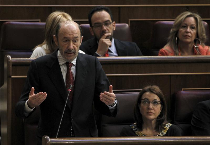 Alfredo Pérez Rubalcaba habla en el Congreso de los Diputados