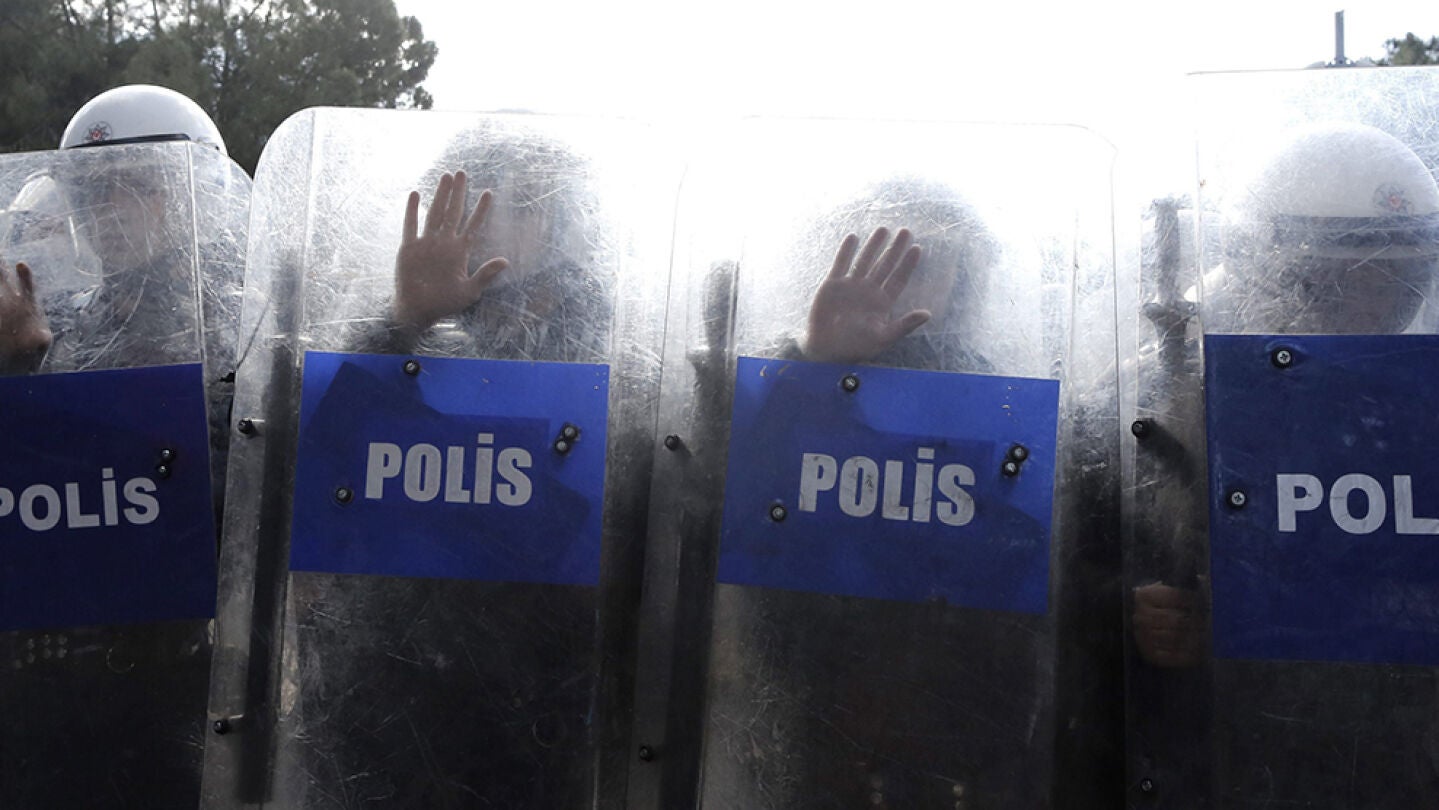 Detienen a 18 personas relacionadas con la tragedia minera de Turqu&iacute;a
