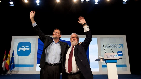 Rajoy con Cañete durante un acto electoral Rajoy con Cañete durante un acto electoral