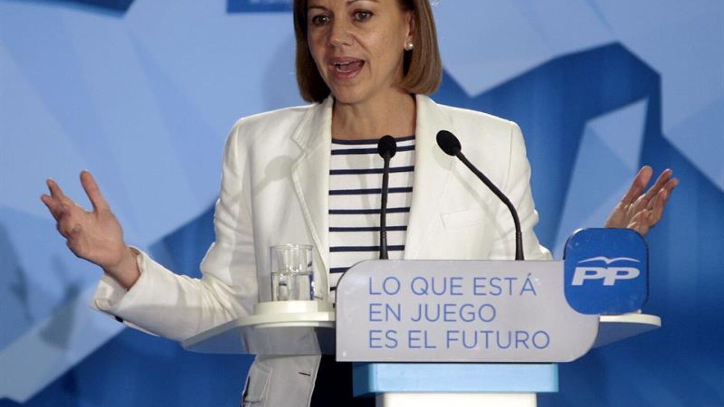 Mar&iacute;a Dolores de Cospedal durante un acto electoral