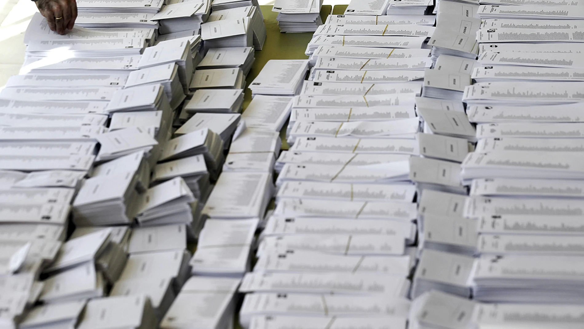Elecciones Generales 2019: Papeletas electorales con las diferentes diferentes candidaturas preparadas 