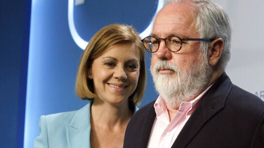 Arias Ca&ntilde;ete junto a Cospedal