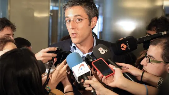 Eduardo Madina habla con los medios de comunicación Eduardo Madina habla con los medios de comunicación