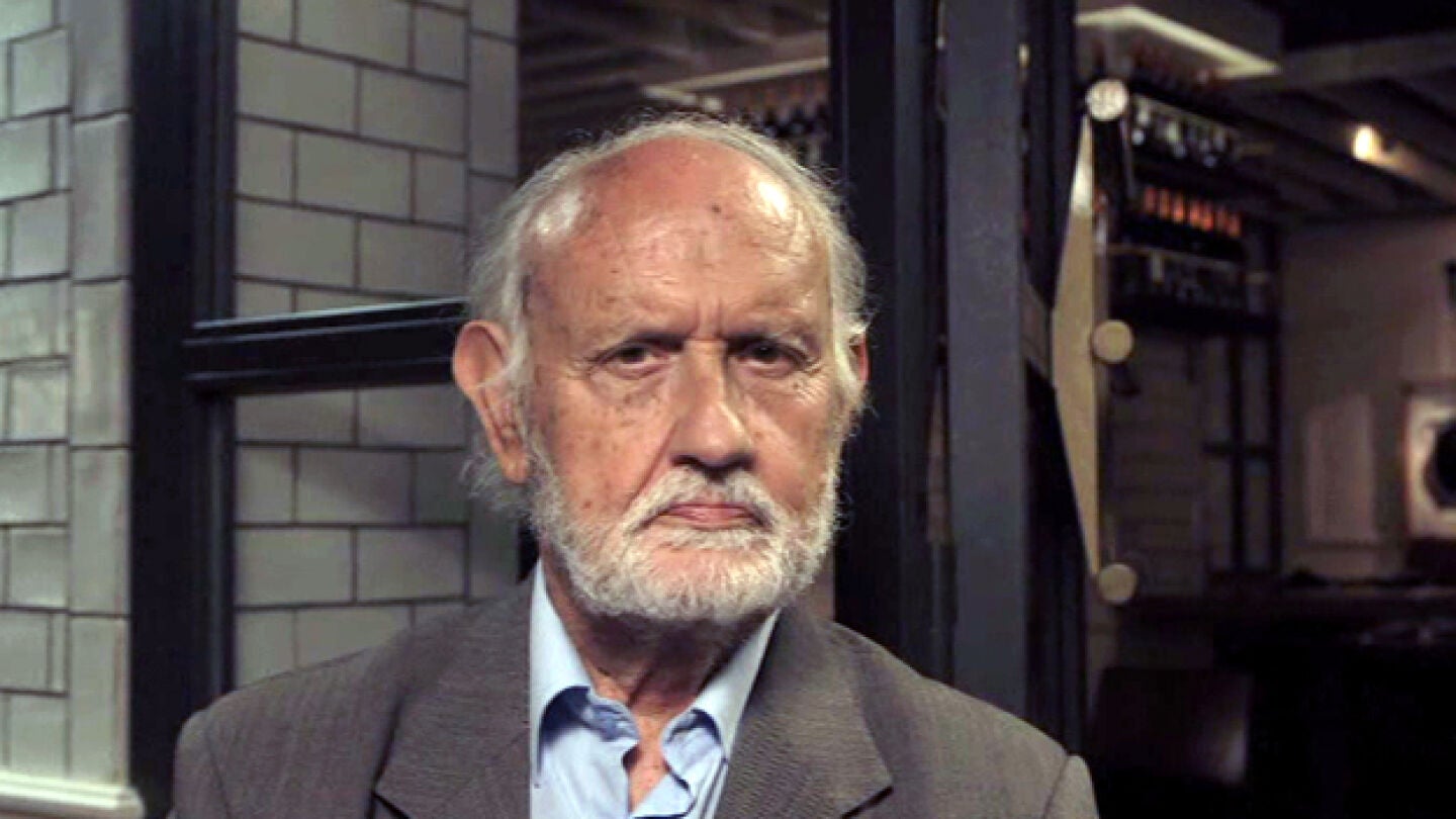 Jos&eacute; Mar&iacute;a Mena