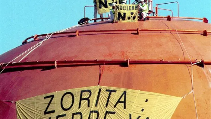 Acción de Greenpeace en Zorita Acción de Greenpeace en Zorita