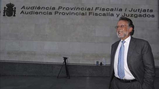 El vicealcalde de Valencia Alfonso Grau a su salida de la Ciudad de la Justicia El vicealcalde de Valencia Alfonso Grau a su salida de la Ciudad de la Justicia
