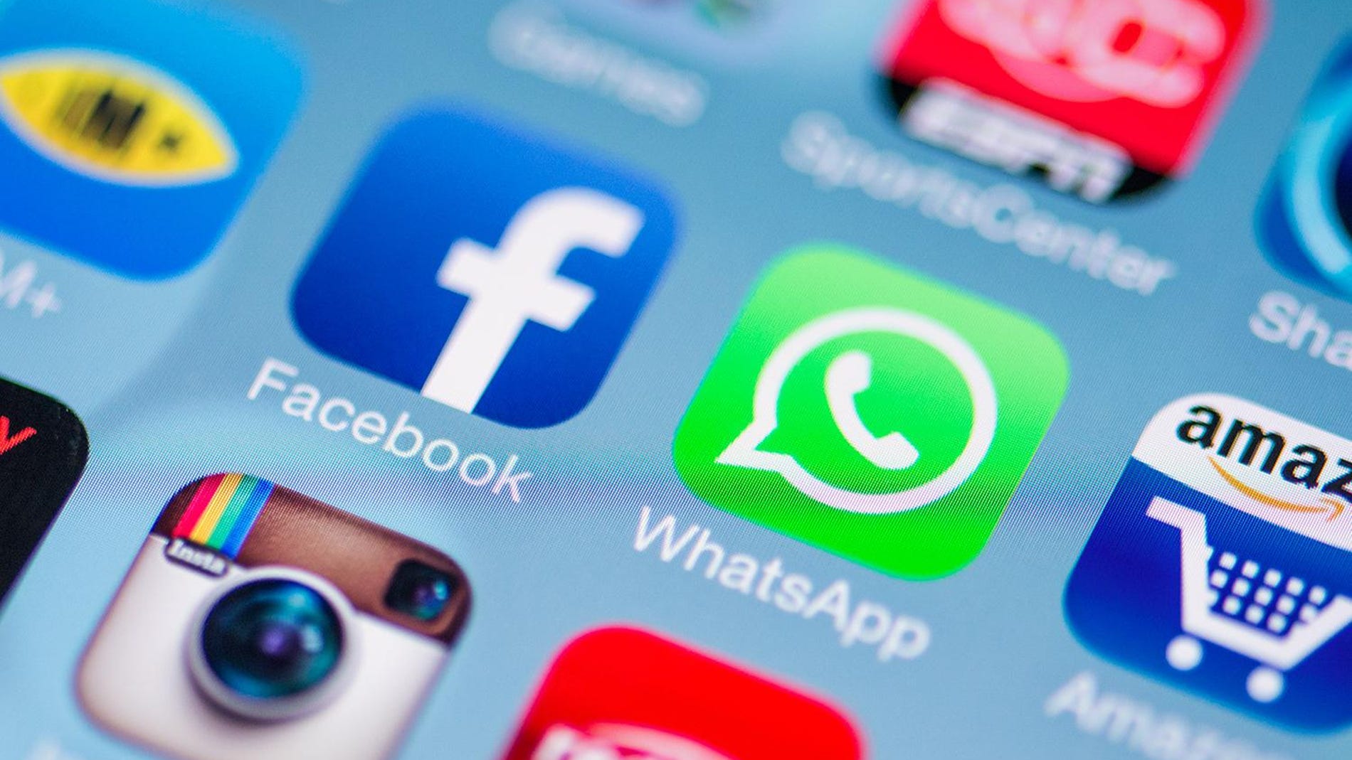 Comprar WhatsApp le salió a Facebook por una pasta gansa