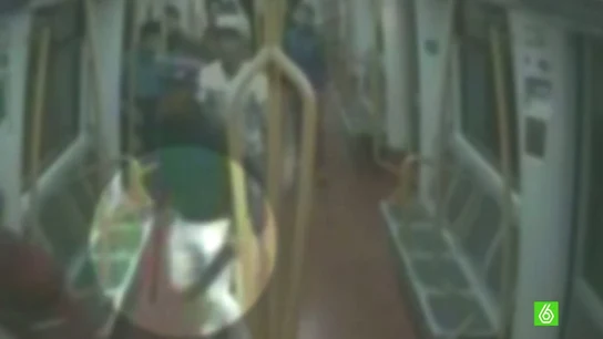 pelea entre bandas latinas en el metro pelea entre bandas latinas en el metro