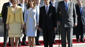 Los reyes reciben en el Palacio de El Pardo al presidente de México