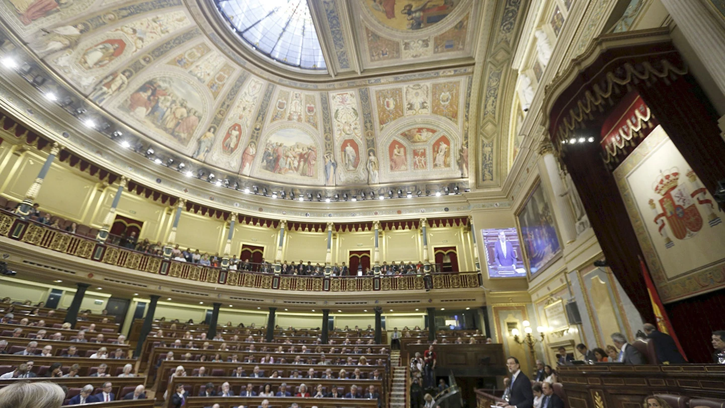 El Congreso aprueba la Ley de Abdicación del Rey El Congreso aprueba la Ley de Abdicación del Rey
