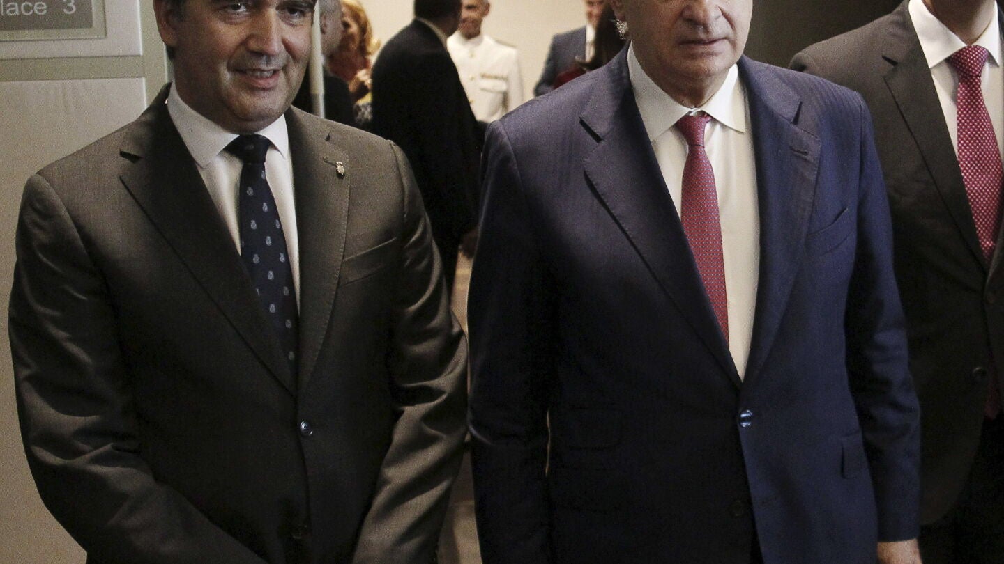 El director general de la Polic&iacute;a, Ignacio Cosid&oacute; (i) y el ministro del Interior, Jorge Fern&aacute;ndez D&iacute;az