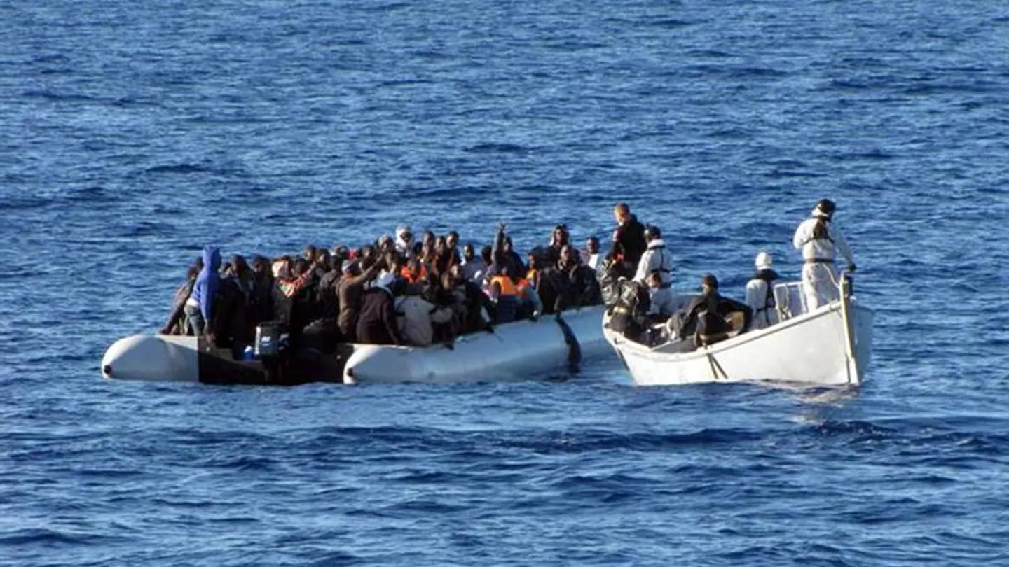 Inmigrantes rescatados en las costas italianas Inmigrantes rescatados en las costas italianas