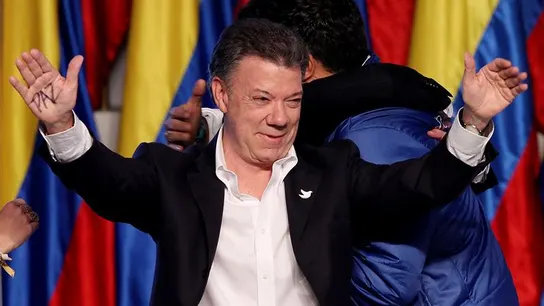 Juan Manuel Santos celebra su reelección Juan Manuel Santos celebra su reelección