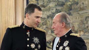 El rey Felipe VI y su padre, Juan Carlos I
