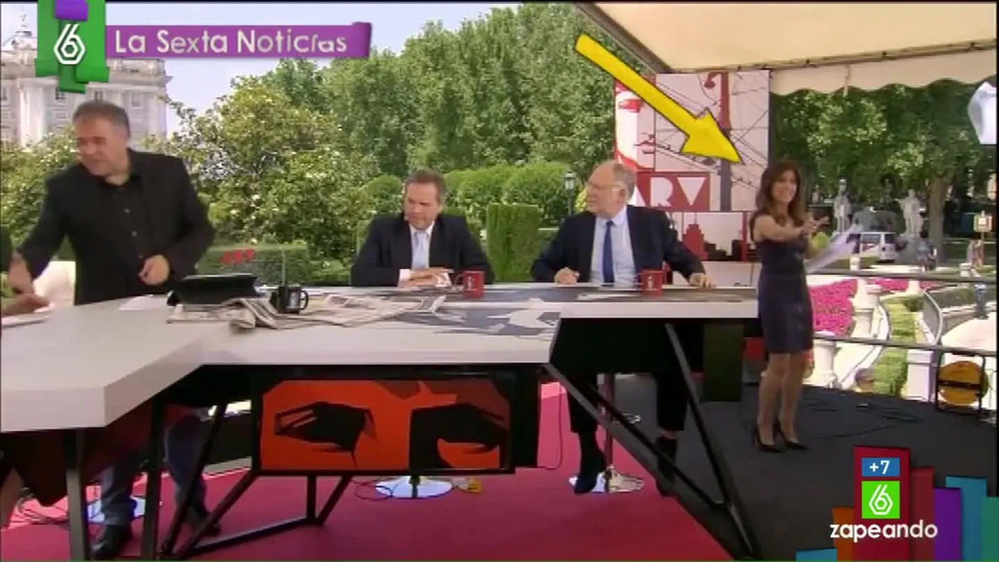 Helena Resano, haciendo señas antes del directo Helena Resano, haciendo señas antes del directo