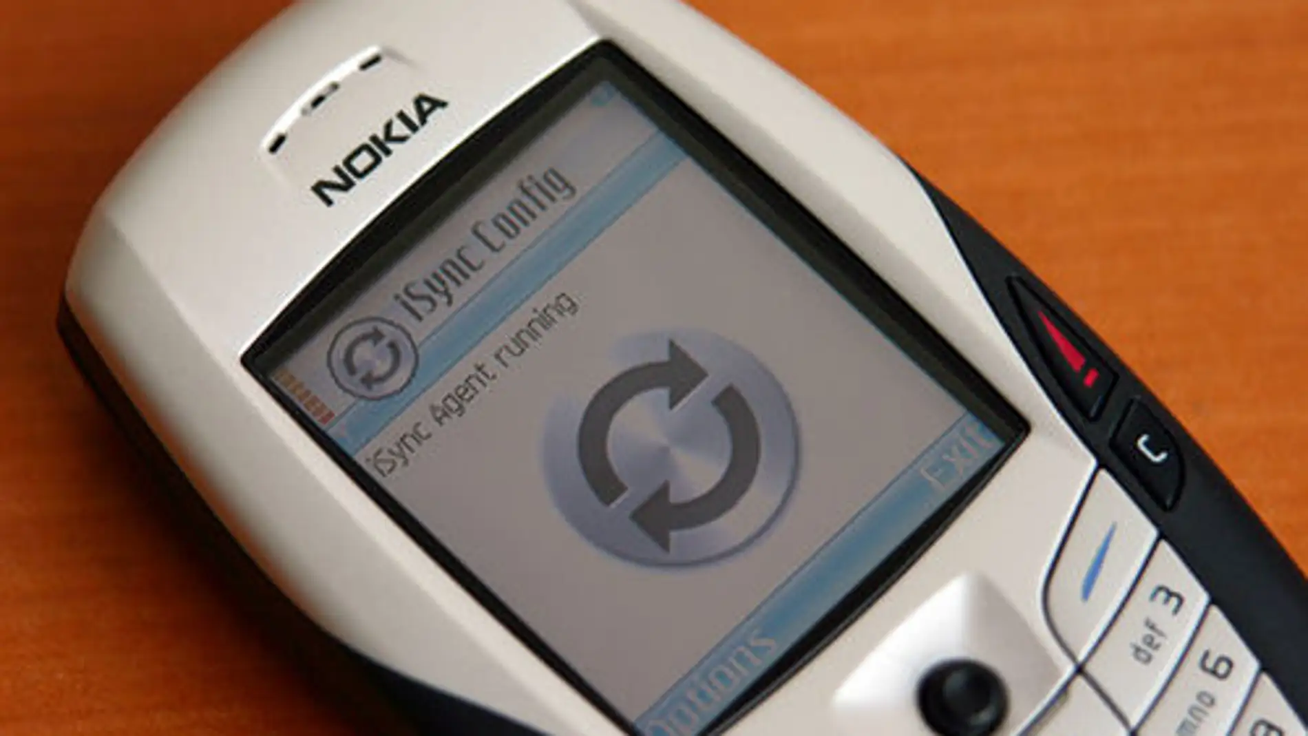 Cabir saltaba de un Nokia a otro via Bluetooth