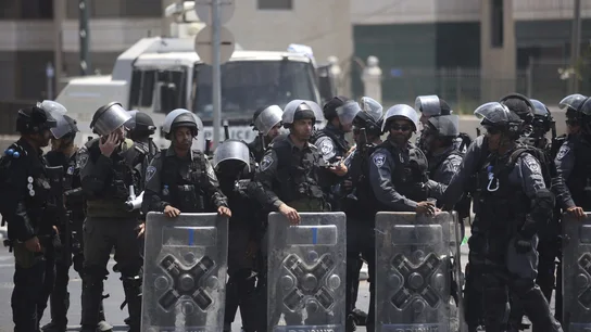 Policías fronterizos se preparan en Jerusalén Policías fronterizos se preparan en Jerusalén