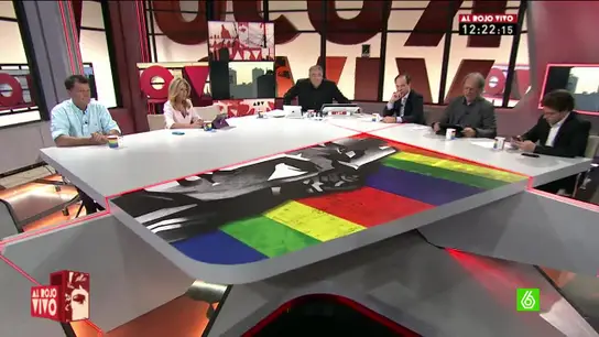 'Al Rojo Vivo' decora el plató en apoyo al Día del Orgullo LGBT 'Al Rojo Vivo' decora el plató en apoyo al Día del Orgullo LGBT