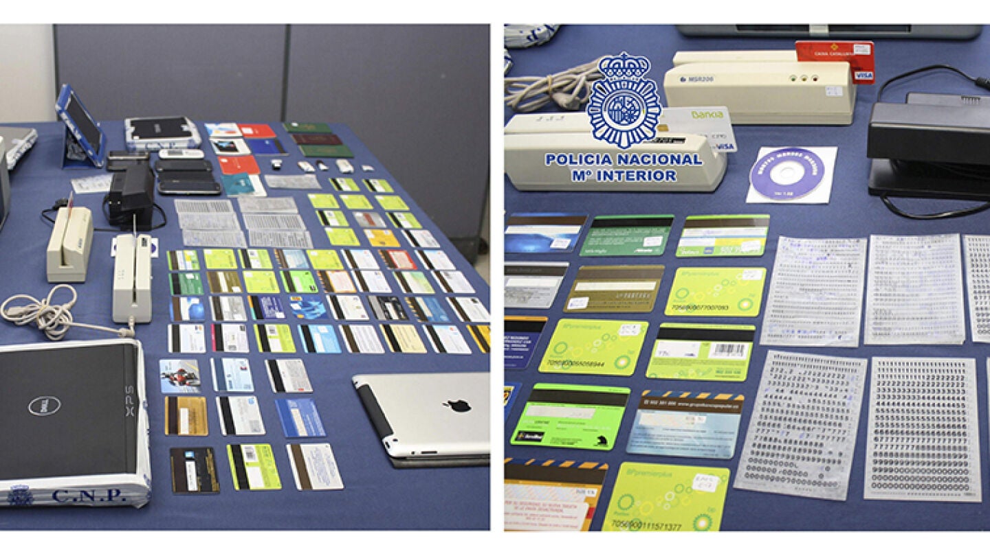 Detenidos quince miembros de una red internacional de clonaci&oacute;n de tarjetas