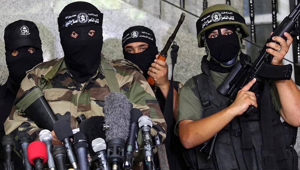 Miembros de las brigadas Al Nassir Salah Al-Dine, ala militar palestina