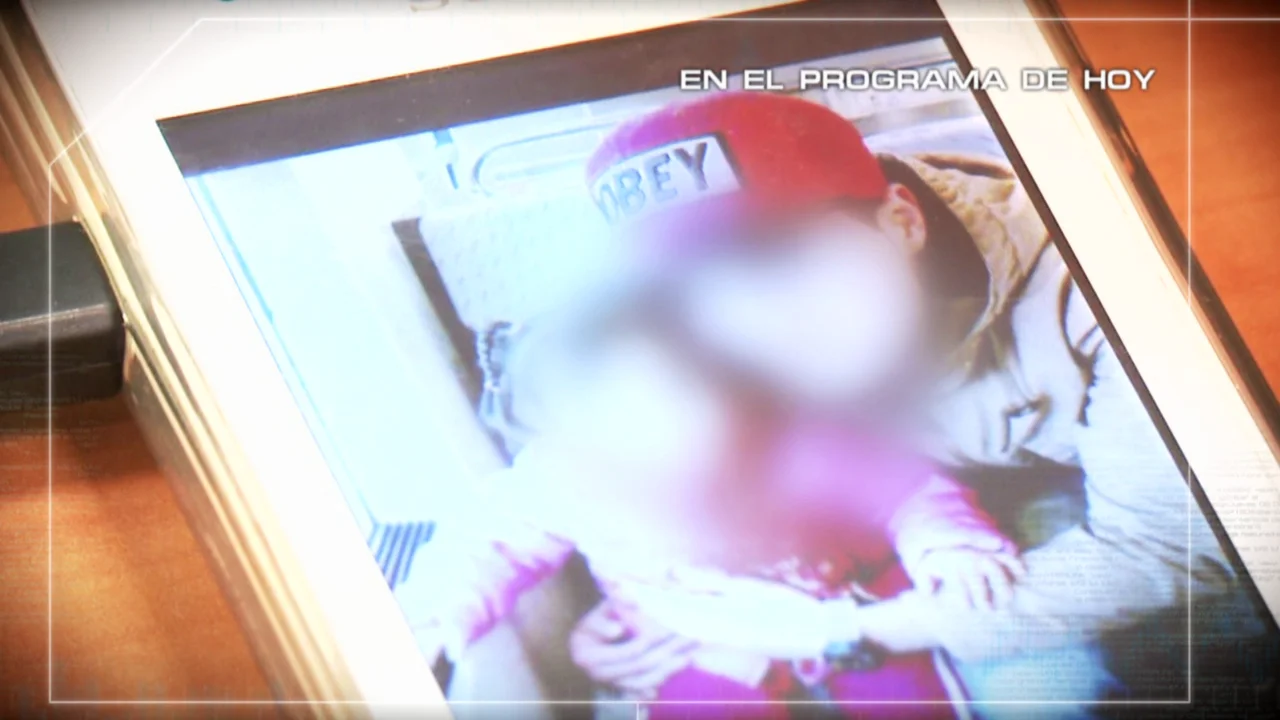 Un hombre secuestra a una niña delante de su madre